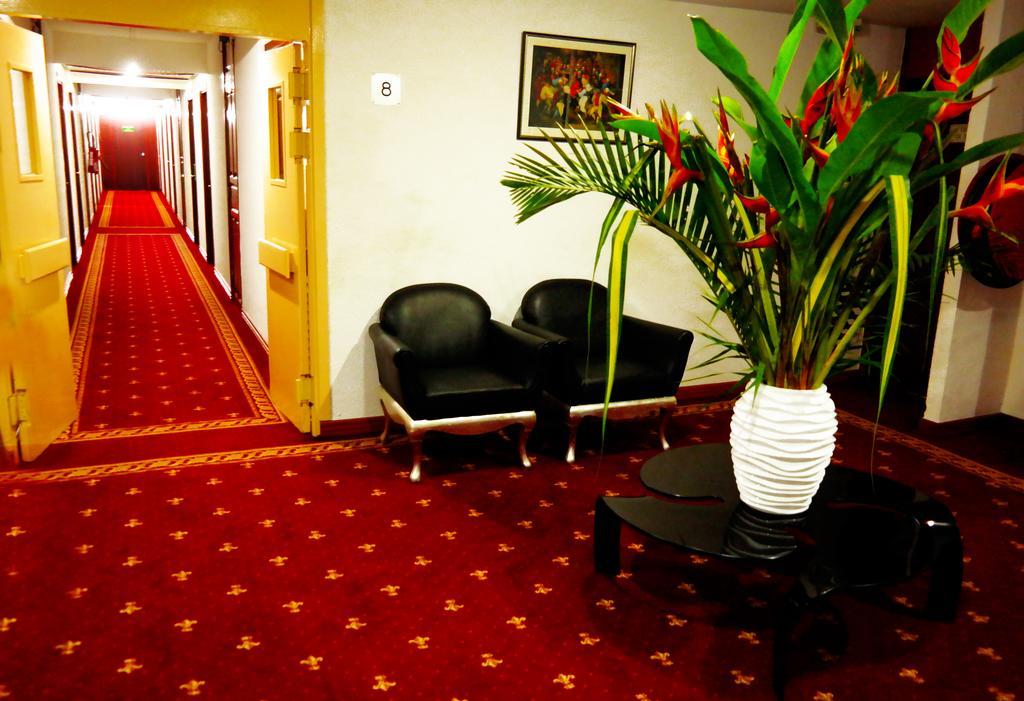 Hotel Sawa Douala Kültér fotó
