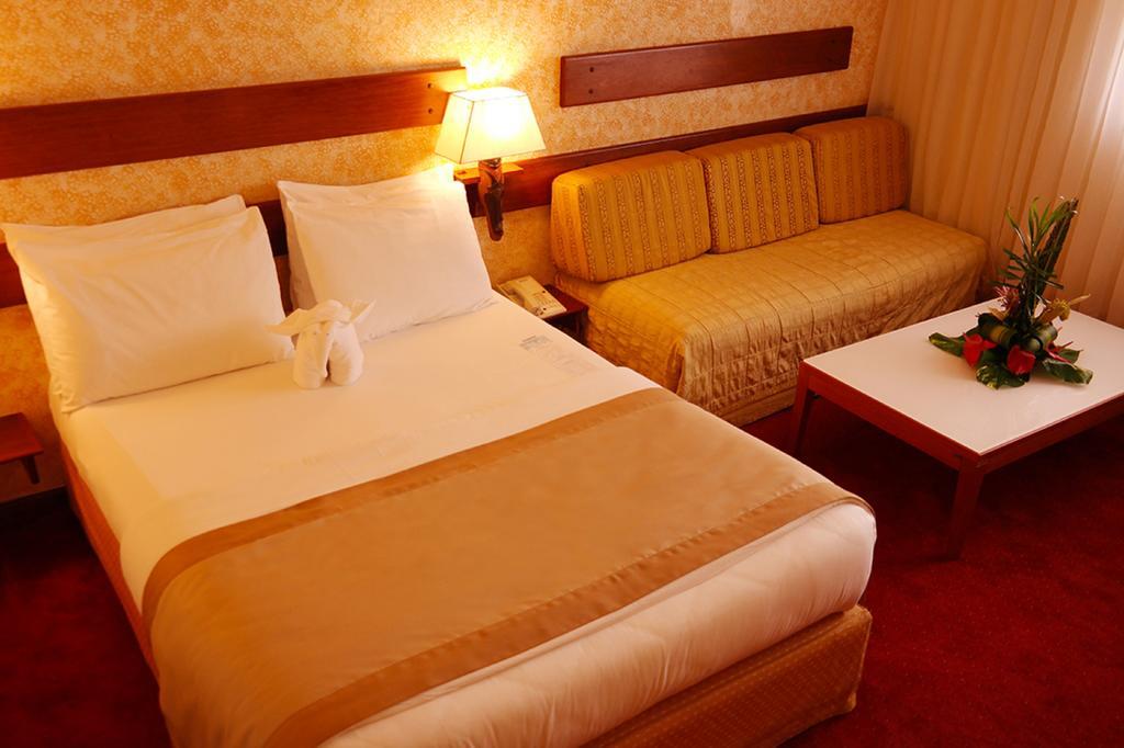Hotel Sawa Douala Kültér fotó