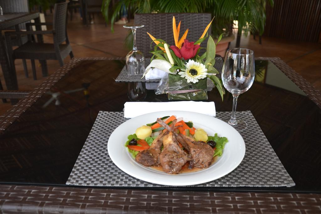 Hotel Sawa Douala Kültér fotó