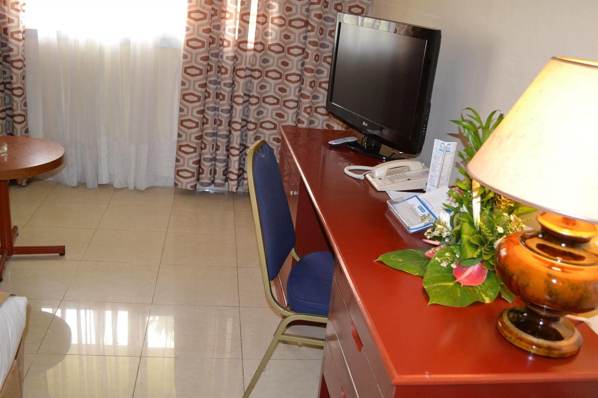 Hotel Sawa Douala Kültér fotó