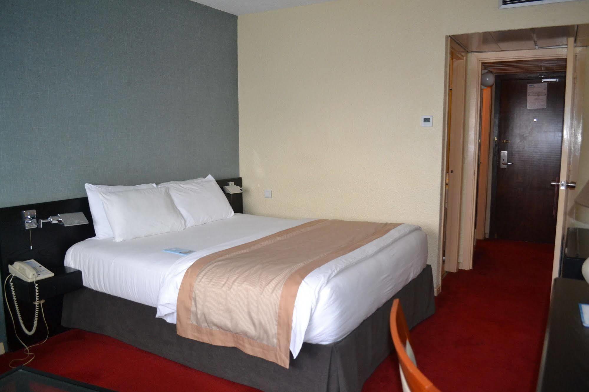 Hotel Sawa Douala Kültér fotó